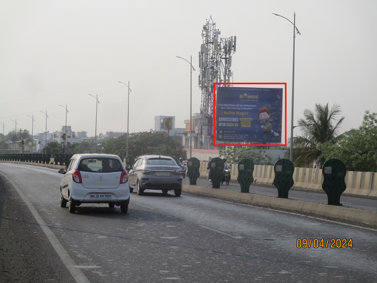 GUJRAL PETROL PUMP FLYOVER  Jalgaon Hoarding